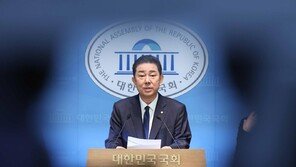 [단독]차라리 제명 당하겠다던 김병기, 결국 탈당계 제출