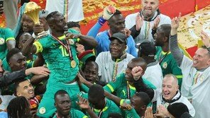 마네 앞세운 세네갈, 아프리카 최고봉 오르다