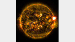 35년 만에 최강 태양 흑점폭발…우주전파재난 위기경보 발령