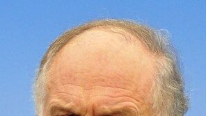 트럼프의 그린란드 병합 의지, ‘이 사람’이 불씨 지폈다