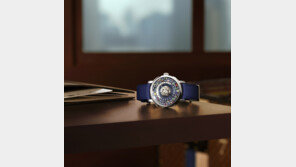 루이비통, 워치위크서 신제품 공개… “전 세계 24개 도시 시간을 한눈에”