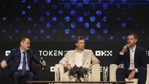 “트럼프, 대통령 권한으로 2조 원 넘게 벌어”-NYT 사설