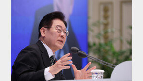 李 “지금은 與野 대화가 먼저” 영수회담 사실상 거부