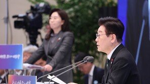 李 “여야 간 충분한 대화가 우선”…野 제안 영수회담 사실상 거절