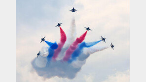 블랙이글스, 사상 최초 일본서 중간 급유 예정…한일군사협력 가속도