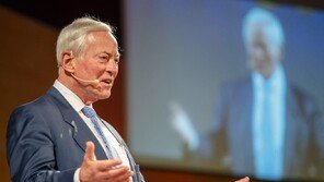 고교 중퇴 후 접시닦이에서 백만장자로…“생각만 말고 행동하라”[손효림의 베스트셀러 레시피]