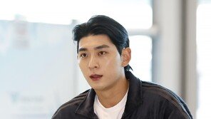 이정후, 美공항서 억류됐다가 풀려나…前하원의장도 나섰다