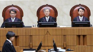 대법 “5·18 유족, 보상금 받았어도 정신적 피해 청구권 소멸 아냐”