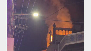 인천 계산동 상가 건물 옥상서 불…“추가 피해 유의”