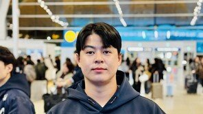 ‘연봉 10억’ 노시환 “책임감 더 커져…화끈한 야구 보여드리겠다”