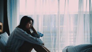 [책의 향기]여성의 아픔을 가벼이 본, 의학의 뼈아픈 오진