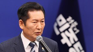 與초선 28명 “대통령 언급 말고 독단적 합당 추진 즉각 중단하라”