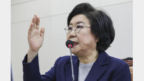 “이러면 어떻게 옹호하나” 與의원들도 싸늘