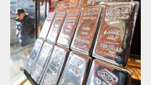 5000달러 향하는 金·100달러 넘은 銀…불확실한 국제정세 속 나란히 최고가 경신