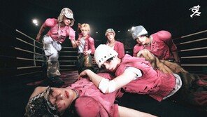‘데뷔’ 데일리:디렉션, 링 위에서 뒤엉켜…거친 단체 사진