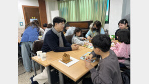 박수홍, 보육원에 3000만원 기부…25년 이어온 나눔