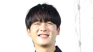 ‘봉석이’ 이정하 해병대 입대…무빙 시즌2 못 나온다