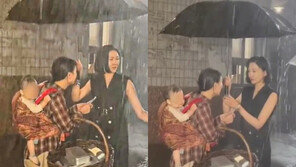 배우 얼굴 가린다고…아기 폭우 맞히며 촬영, ‘학대’ 논란