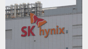 “목표가 140만원” 파격 전망에…SK하이닉스, 7% 급등 ‘사상 최고가’