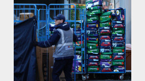 “탈팡·정부 압박에” 쿠팡 3개월 연속 고용↓…지방·20대 일자리 ‘비상’