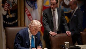 백악관 “韓, 트럼프 관세 인하에도 합의이행 진전없어”