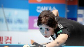 ‘라이벌’ 김가영·피아비, 프로당구 챔피언십 16강 진출