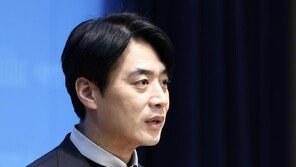 與내부서 합당 공개 반대 계속…한준호, “지방선거 앞두고 왜 지금”
