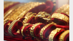 금은방서 3000만원 팔찌 훔친 지인 도주 도운 10대 공범 붙잡혀