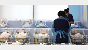 “30대 후반 여성, 직장가입자가 출산율↑ 주도”…올해도 상승 전망