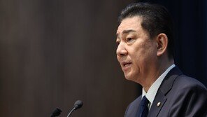 경찰, ‘김병기 차남 편입 특혜 의혹’ 전 숭실대 총장 참고인 조사