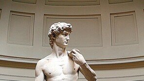 남성 생식기, 왜 커졌나? “유혹과 위협 사이 진화의 산물”[건강팩트체크]