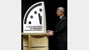 “85초 남은 지구종말 시계… 핵-AI가 위험요소”