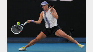 “우리가 동물원 동물이냐”…테니스서 불거진 사생활 논란