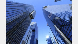 호실적에도 ‘셀온’…외국인·기관, 반도체주 차익실현