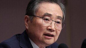 조현 “트럼프 관세 인상, 합의 파기로 보기 어렵다”