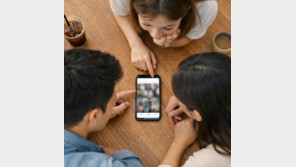 소개팅서 “인스타 돋보기 보여줘봐”…자기소개 된 알고리즘[트렌디깅]