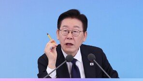 李대통령 지지율 60%…민주 44%, 국힘 25%