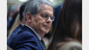 美, 한국 ‘환율관찰국’ 유지… “대미 무역흑자 늘어”