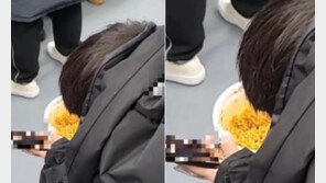 지하철이 식당인가…컵라면, 도시락에 캔맥주까지