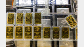 워시 연준의장 지명에 금-은 폭락…안전자산 랠리 끝?