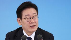 李 “유치원생처럼 못 알아들어”…부동산 비판한 국힘에 한밤 반박