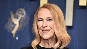 ‘나홀로 집에’ 엄마 캐서린 오하라 별세