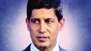 “그는 정치적 동물이야”[횡설수설/김창덕]