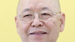 올해 첫 ‘나는 절로’, 전북 고창 선운사서 열려