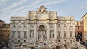 트레비 분수에 동전 던지려면 ‘2유로’…2일부터 유료화
