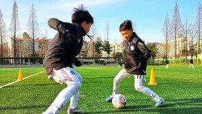 영하 추위에도, 축구 열정은 뜨겁다