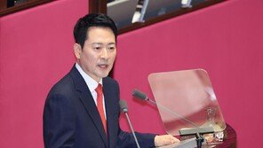 지지층 눈치? 노선 변경?…장동혁, ‘보수 유튜버’ 본격 활동에 정치 시험대 올라