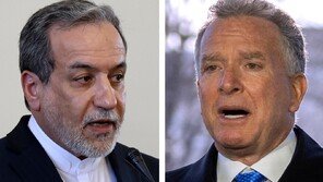 이란, 美항모에 드론 보내고 유조선 위협…회담 앞두고 기싸움