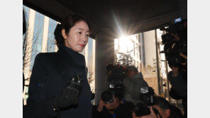 “1억 돌려주며 쪼개기 후원 권유”…강선우, ‘공천헌금’ 구속영장 기로