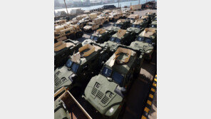 ‘한국 순환 배치’ 美 육군 스트라이커여단 장비 부산항 반입